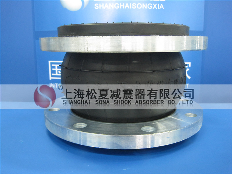 橡膠接頭實(shí)物圖 橡膠接頭實(shí)物圖
