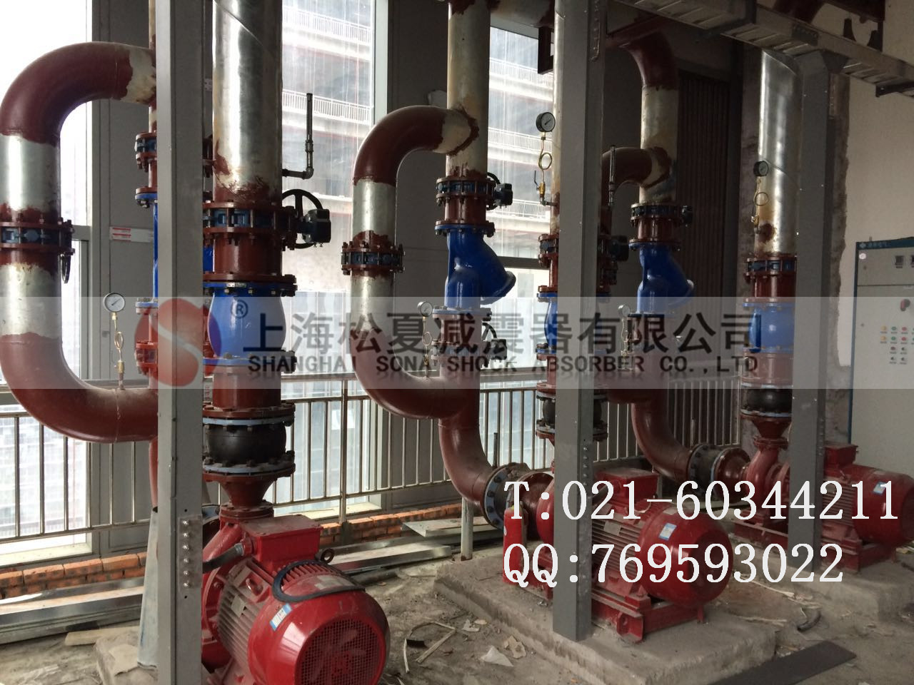 ?？松梨诿摎鈾C(jī)采用上海松夏橡膠接頭